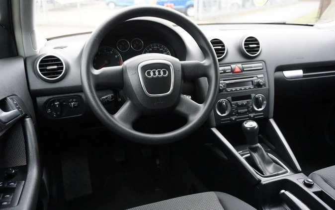 Audi A3 cena 16900 przebieg: 241000, rok produkcji 2006 z Brzesko małe 191
